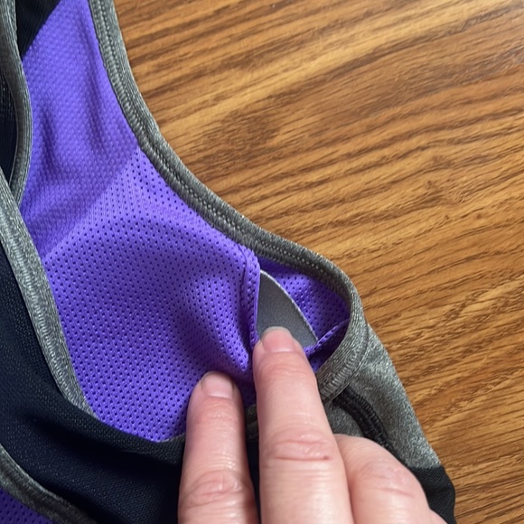 NWT Nike Swoosh Bra, small - Picture 3 of 7